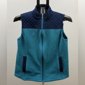 Croft & Barrow Petite PS Fleece Vest Teal Navy Zip Front Lightweight Outdoor